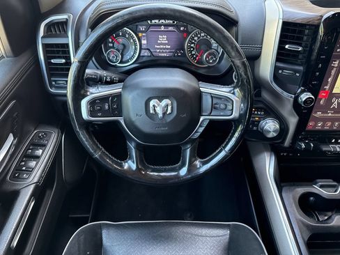 Used 2019 RAM 1500 Laramie AWD/4WD image 13