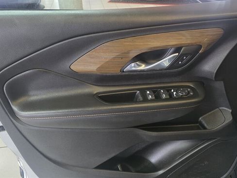 Used 2018 GMC Terrain SLE image 18