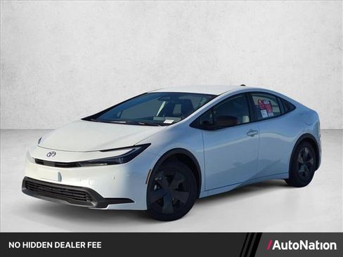 New 2027 Toyota Prius LE FWD image 1