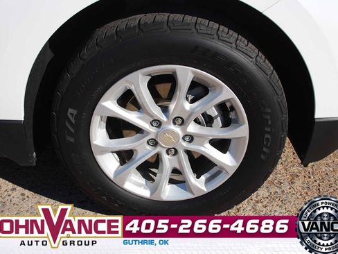 Used 2020 Chevrolet Equinox LS image 13