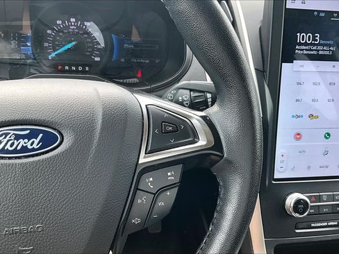 Certified 2024 Ford Edge SEL AWD/4WD image 19