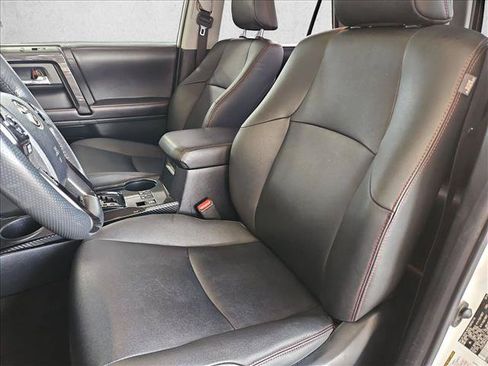 Used 2019 Toyota 4Runner TRD Off-Road Premium AWD/4WD image 16