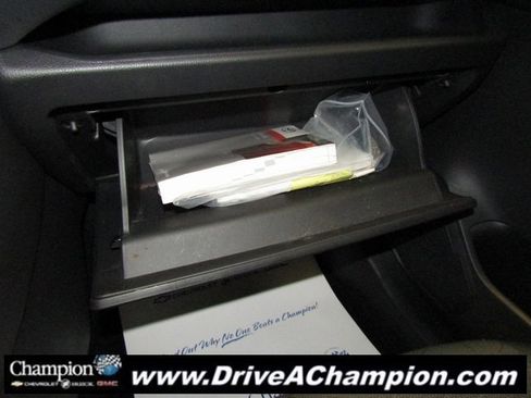 Used 2021 Toyota RAV4 XLE image 38