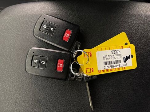 Certified 2023 Toyota Tacoma TRD Off-Road image 24