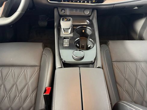 Used 2026 Nissan Rogue Platinum w/ Platinum Premium Package AWD/4WD image 17