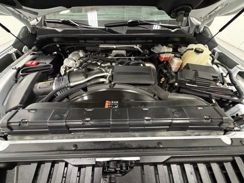 Certified 2024 GMC Sierra 2500 Denali Ultimate AWD/4WD image 30