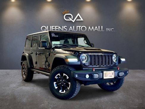 Used 2025 Jeep Wrangler Unlimited Rubicon AWD/4WD image 40
