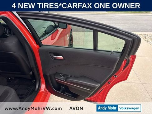 Used 2018 Dodge Charger R/T Scat Pack RWD image 21