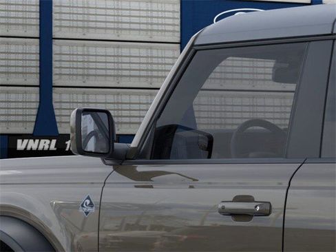 New 2025 Ford Bronco Outer Banks w/ Sasquatch Package AWD/4WD image 22