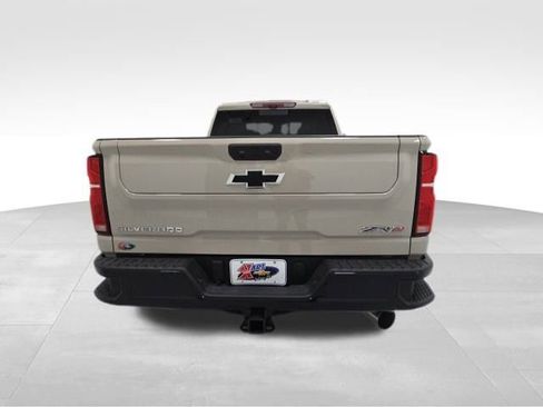 New 2026 Chevrolet Silverado 2500 ZR2 image 4