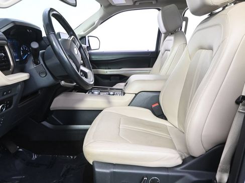 Used 2023 Ford Expedition Max Limited AWD/4WD image 13