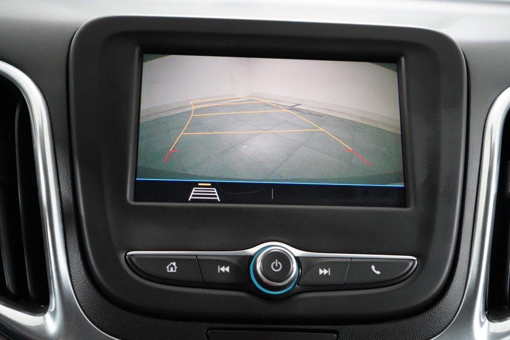 Used 2021 Chevrolet Equinox LS FWD image 23