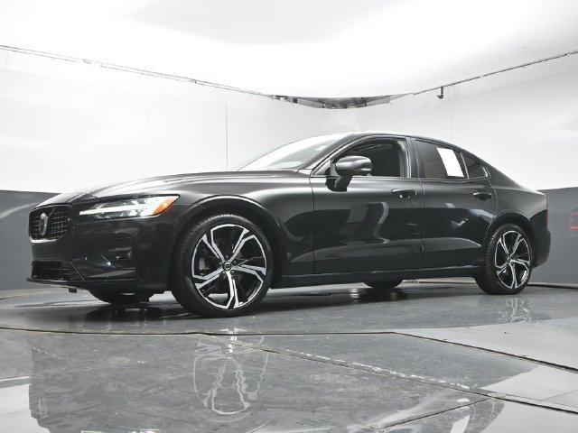 Used 2023 Volvo S60 B5 Plus FWD image 33