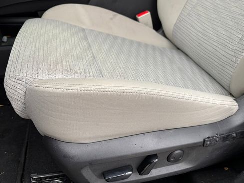 Used 2021 Nissan Rogue SV image 23