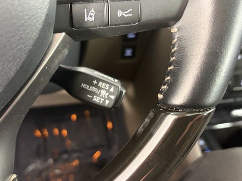 Used 2022 Lexus GX 460 Premium w/ Premium Package AWD/4WD image 39