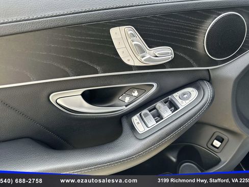 Used 2016 Mercedes-Benz C 300 Sedan w/ Multimedia Package image 18