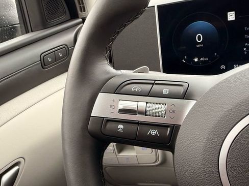 New 2026 Hyundai Tucson Limited image 16