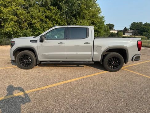 Used 2024 GMC Sierra 1500 Elevation AWD/4WD image 4