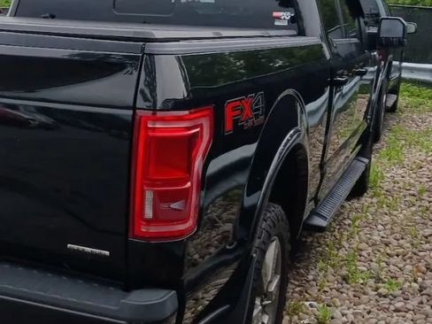 Used 2015 Ford F150 XLT w/ Equipment Group 302A Luxury AWD/4WD image 4