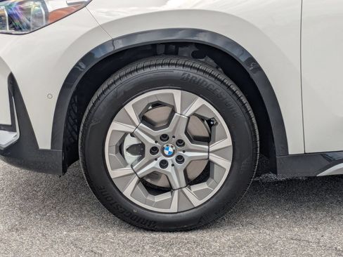 New 2026 BMW X1 xDrive28i w/ Technology Package AWD/4WD image 9