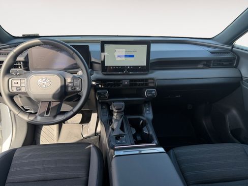 New 2026 Toyota RAV4 SE image 10