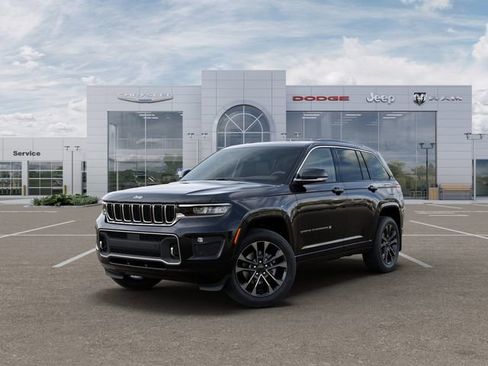 New 2025 Jeep Grand Cherokee Overland w/ Trailer Tow Package AWD/4WD image 1