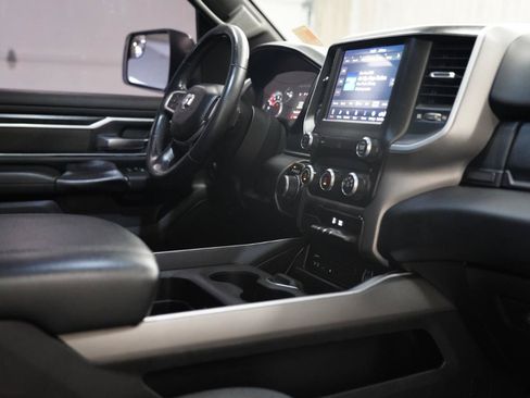 Used 2019 RAM 1500 Big Horn AWD/4WD image 17