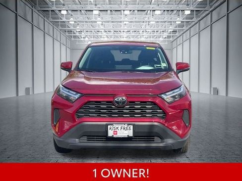 Used 2025 Toyota RAV4 LE AWD/4WD image 2