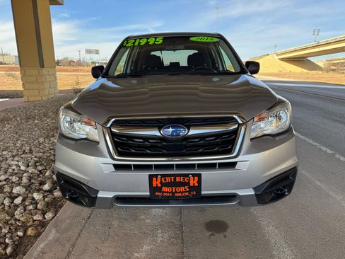Used 2018 Subaru Forester 2.5i image 8