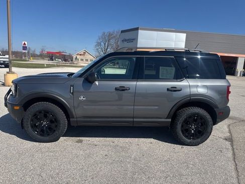 New 2025 Ford Bronco Sport Outer Banks w/ Sasquatch Outer Banks Package AWD/4WD image 8