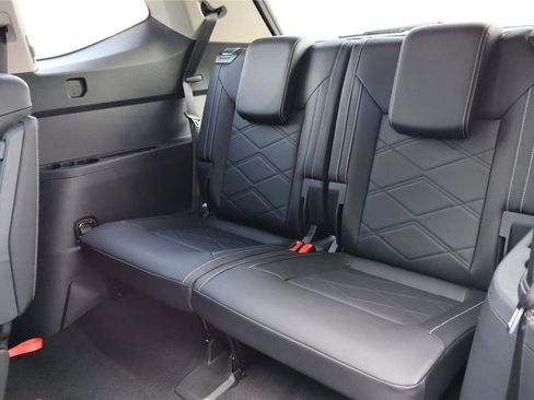 New 2026 Volkswagen Atlas SE image 25