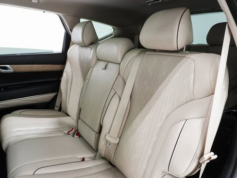 Used 2024 Genesis GV80 3.5T w/ Advanced Package image 15