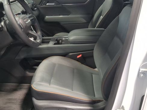 Used 2024 GMC Acadia AT4 w/ Super Cruise Package AWD/4WD image 16