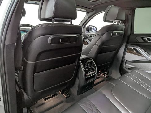 Certified 2024 BMW X6 xDrive40i w/ Premium Package image 45