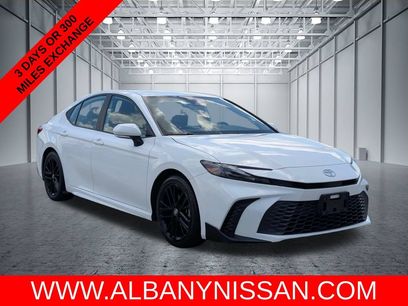 Used 2025 Toyota Camry SE