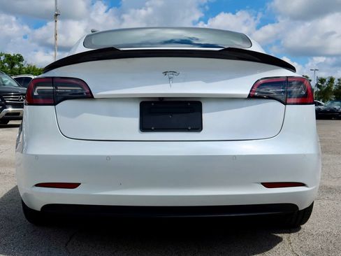 Used 2021 Tesla Model 3 Standard Range Plus RWD image 4