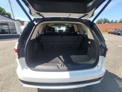 Used 2020 Lincoln Aviator Grand Touring w/ Elements Package Plus image 31