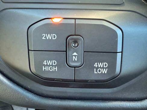 New 2025 RAM 3500 Limited image 25