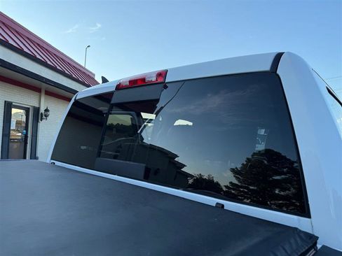 Used 2018 RAM 1500 Sport image 13