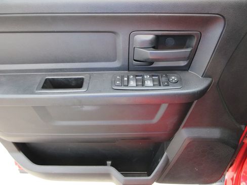 Used 2014 RAM 1500 Express AWD/4WD image 23