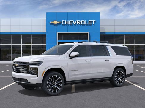 New 2025 Chevrolet Suburban High Country image 2