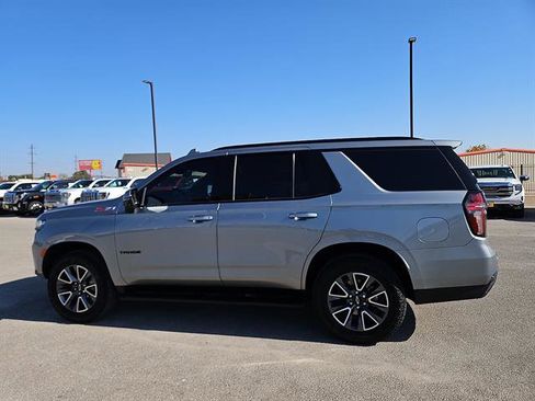 Used 2024 Chevrolet Tahoe Z71 w/ Luxury Package image 2