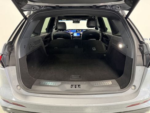 Used 2024 Lincoln Nautilus Reserve w/ Equipment Group 202A image 32