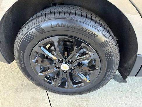 Used 2019 Chevrolet Equinox LT FWD image 36