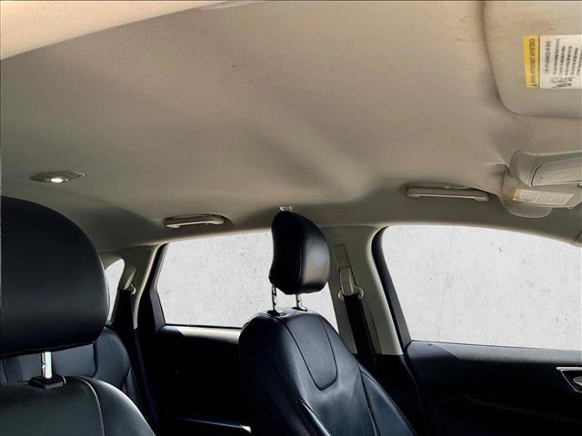 Used 2016 Ford Edge Titanium FWD image 14