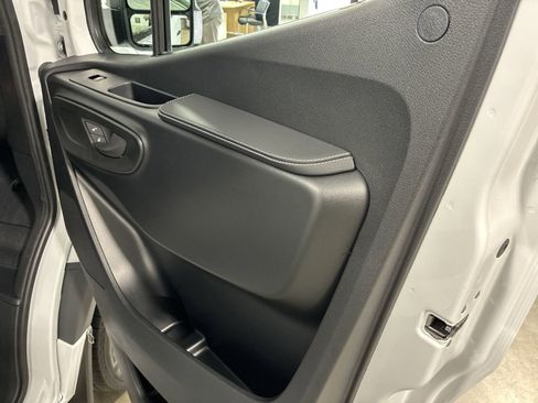 New 2025 Mercedes-Benz Sprinter 2500 image 12