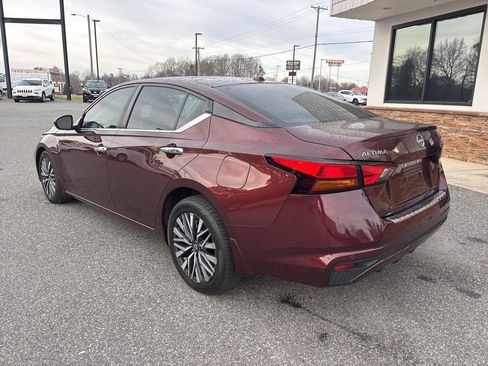 Used 2023 Nissan Altima 2.5 SV image 6