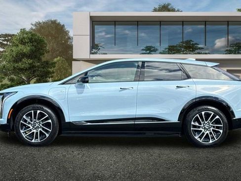 New 2026 Cadillac Optiq Sport 1 w/ LPO, Floor Liner Package image 7