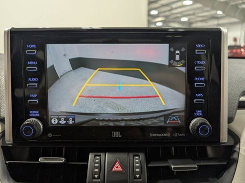 Used 2019 Toyota RAV4 Limited image 26