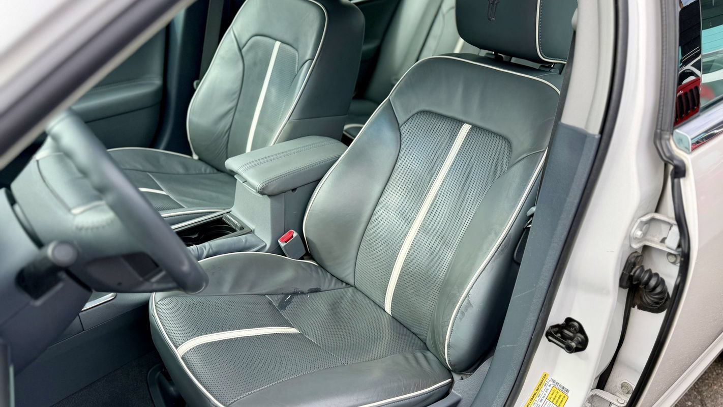 Used 2010 Lincoln MKZ AWD image 14
